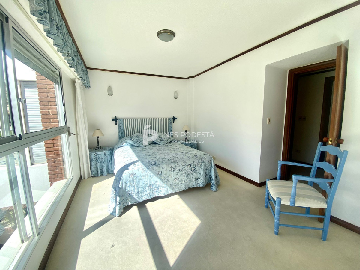 Apartamento ID.8201 - Venta y alquiler departamento de  3 Dormitorios y dependencia de servicio