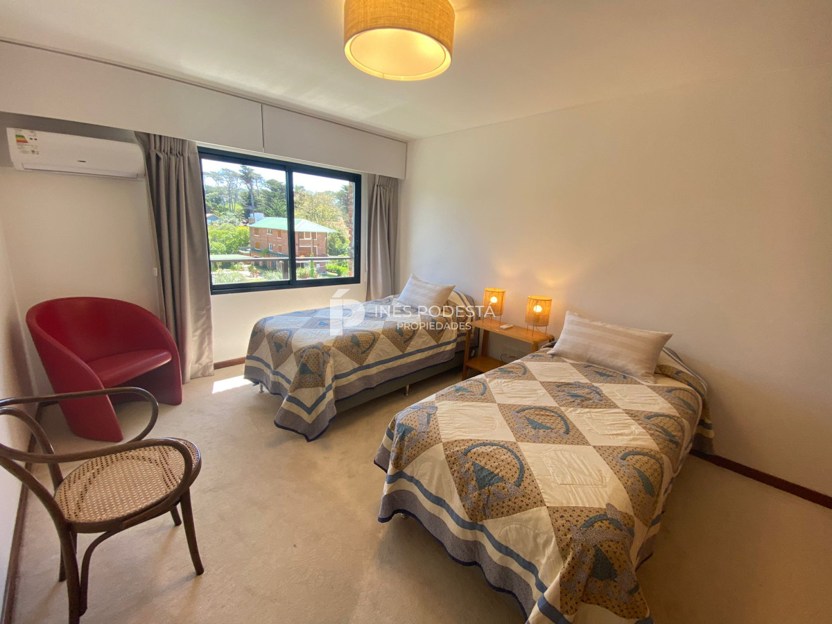Apartamento ID.39190 - Alquiler de temporada Brava 4 dormitorios + dependencia 