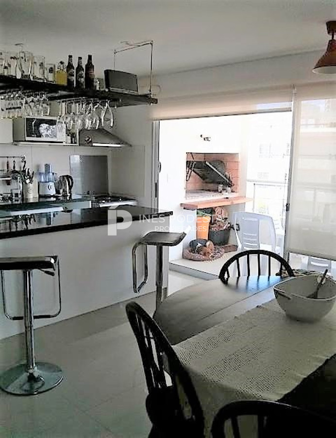 Apartamento ID.6890 - Apartamento en Alquiler, 2 Dormitorios.