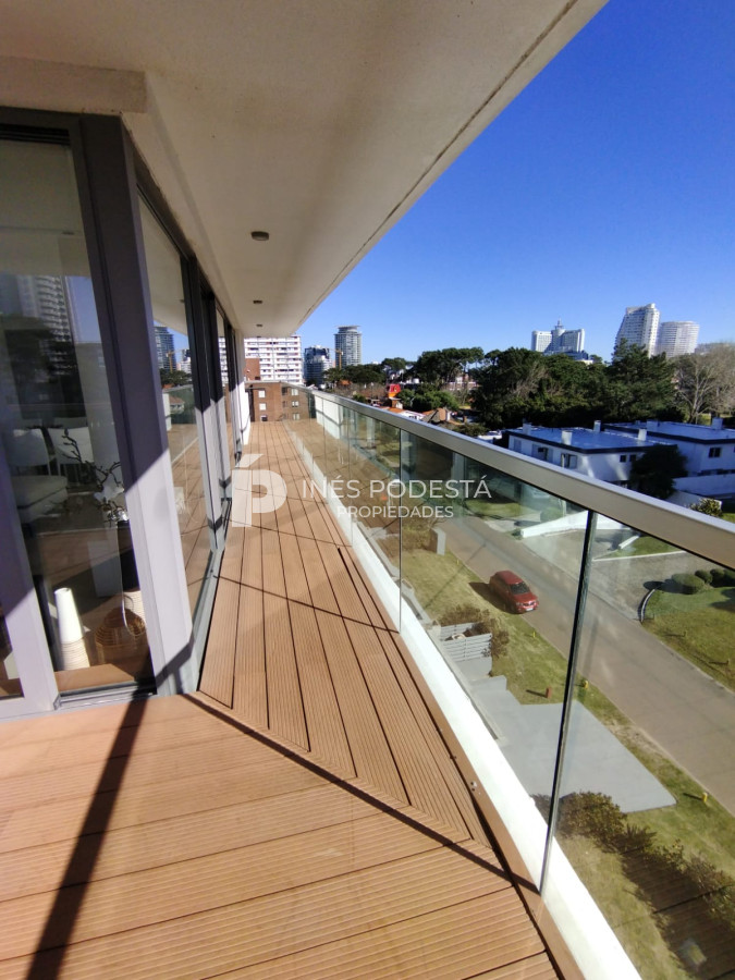 Brava - GoPunta - Portal Inmobiliario de Punta del Este - Maldonado