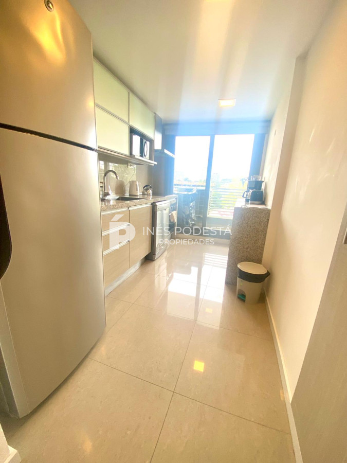 Apartamento ID.40099 - Apartamento en Mansa de 2 dormitorios Punta del este