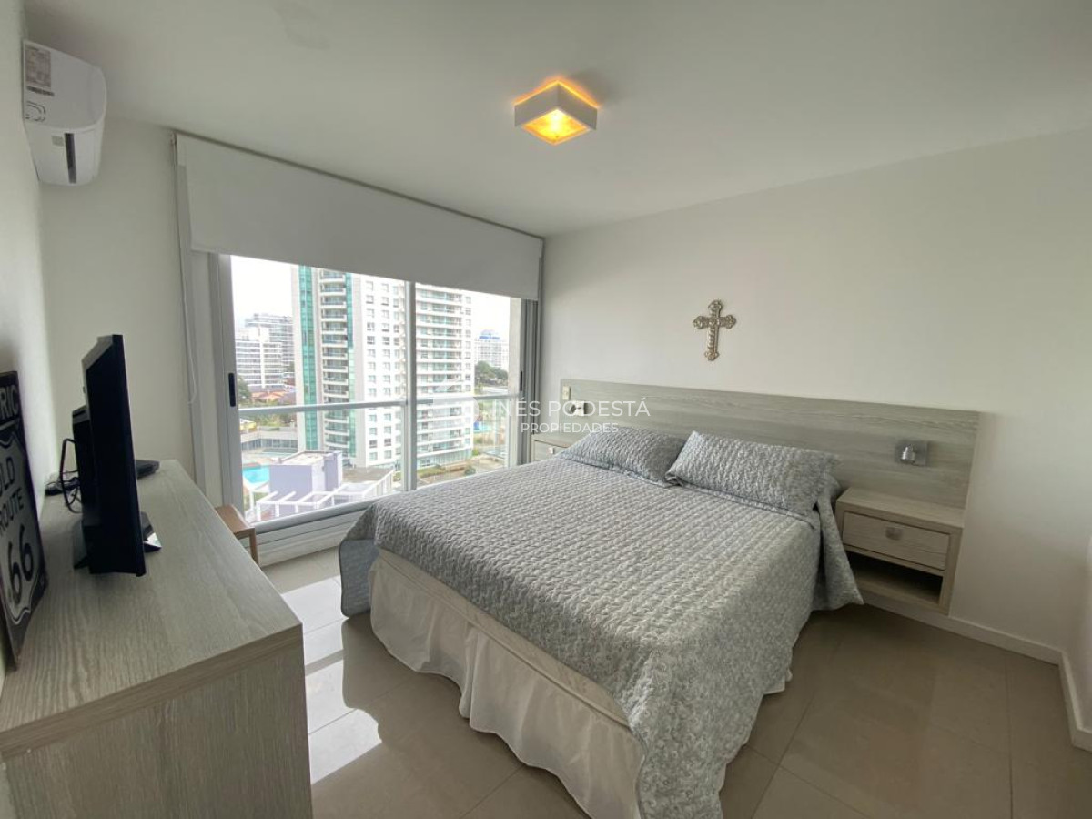 Apartamento ID.5226 - Apartamento en Alquiler, Brava, Punta del Este, 2 Dormitorios.