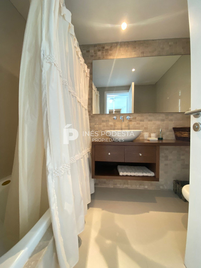 Apartamento ID.40192 - VENTA APARTAMENTO EN BRAVA DE 3 DORMTIROIOS PUNTA DEL ESTE
