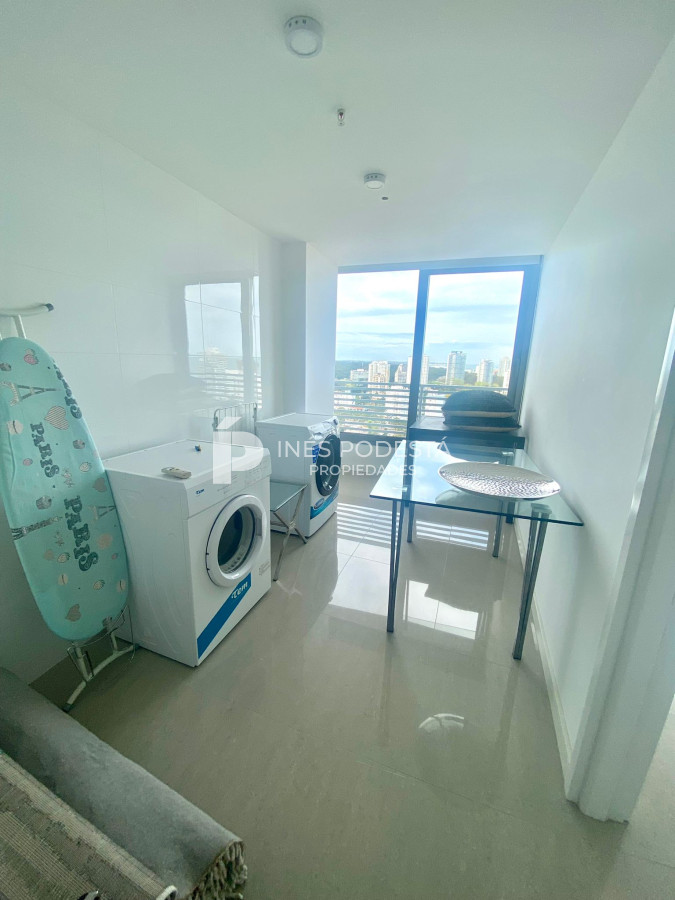 Apartamento ID.40242 - Apartamento Pent-house en Venta Punta del Este 