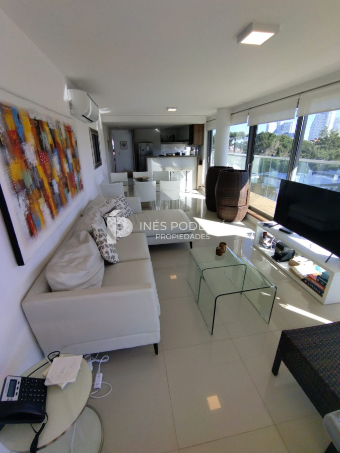 Apartamento ID.7351 - Apartamento en Venta, Brava, Punta del Este, 