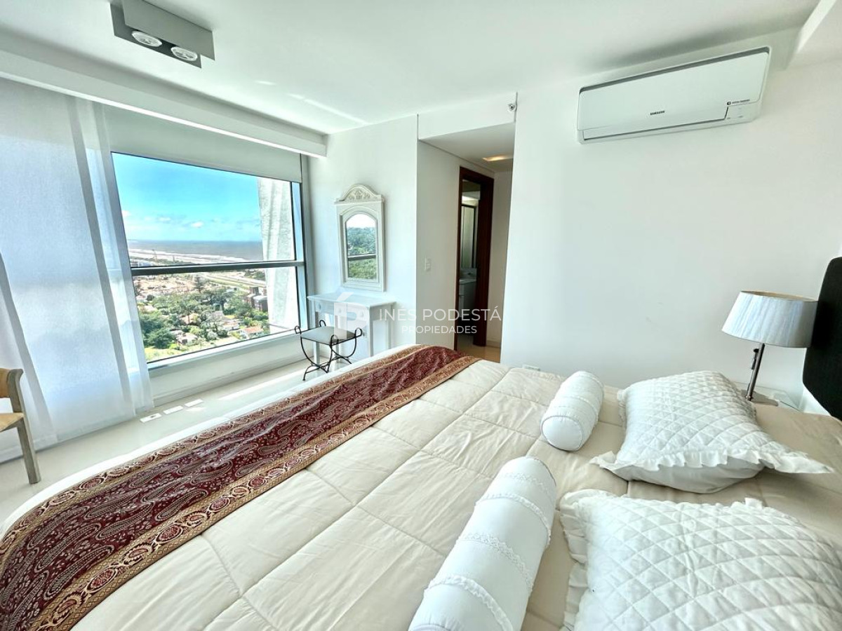 Apartamento ID.40252 - Alquiler brava 2 suites más dependencia de servicio y gran vista