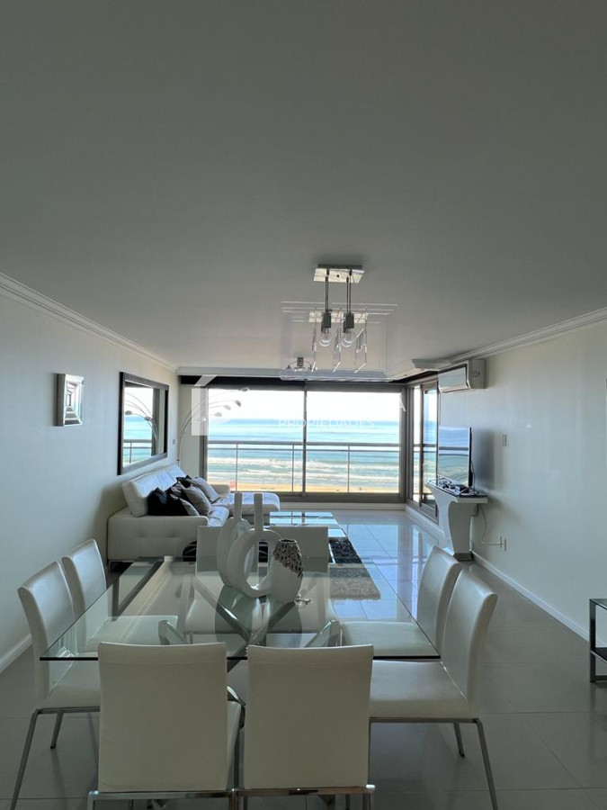 Apartamento ID.4982 - Apartamento en Venta , Brava, 3 Dormitorios.