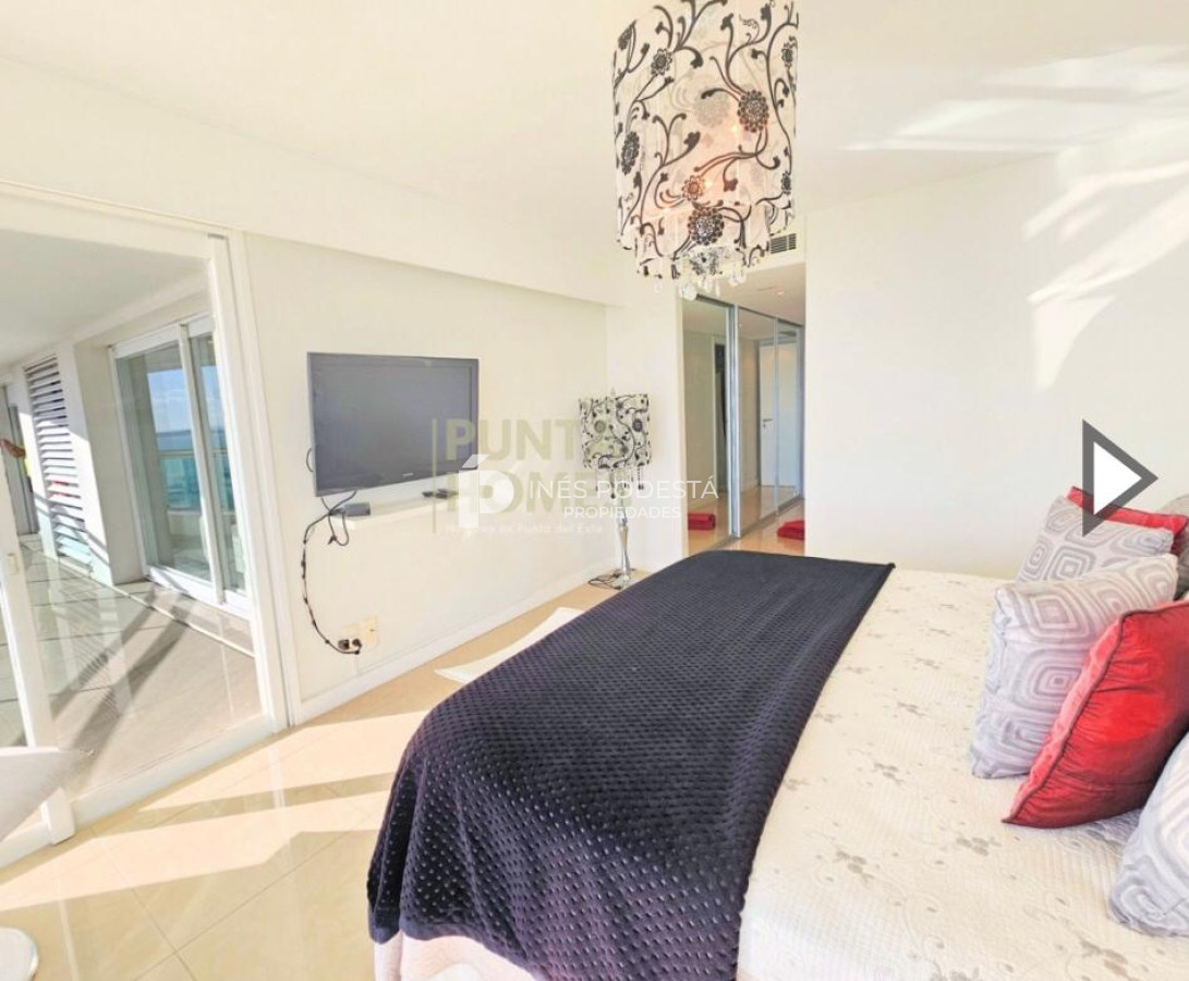Apartamento ID.3674 - Edificio Aquarela con gran vista a la isla y al atardecer