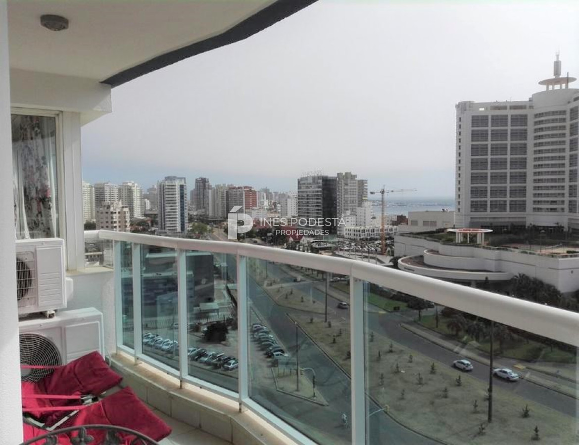 Apartamento ID.8162 - Apartamento en Alquiler, La Pastora, Punta del Este, 3 Dormitorios.