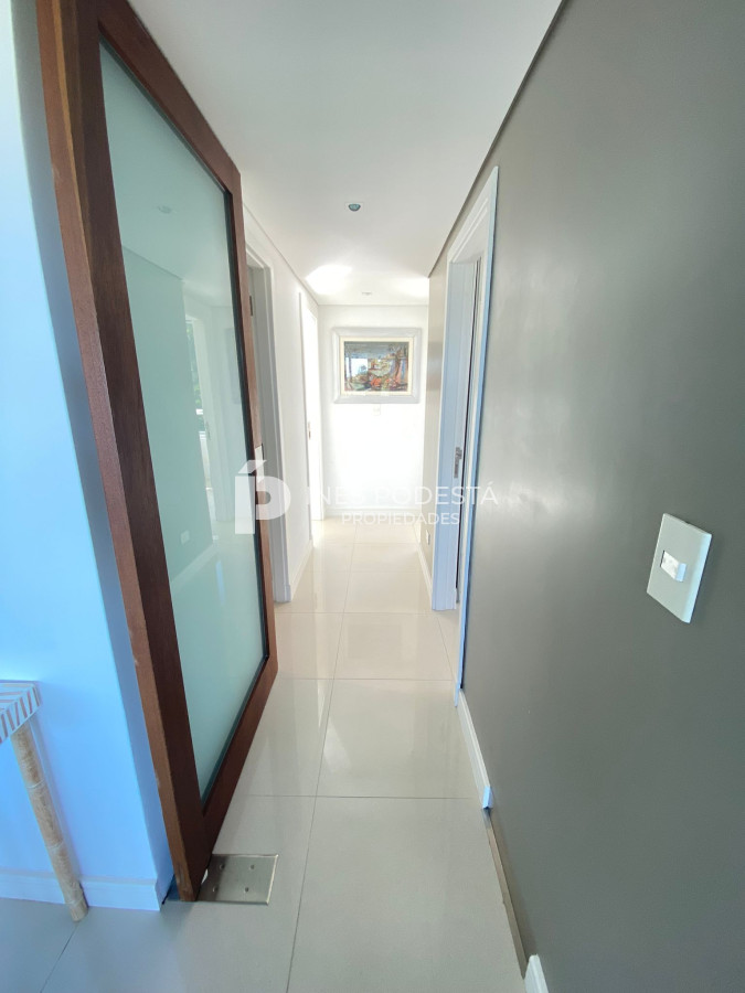 Apartamento ID.40192 - VENTA APARTAMENTO EN BRAVA DE 3 DORMTIROIOS PUNTA DEL ESTE