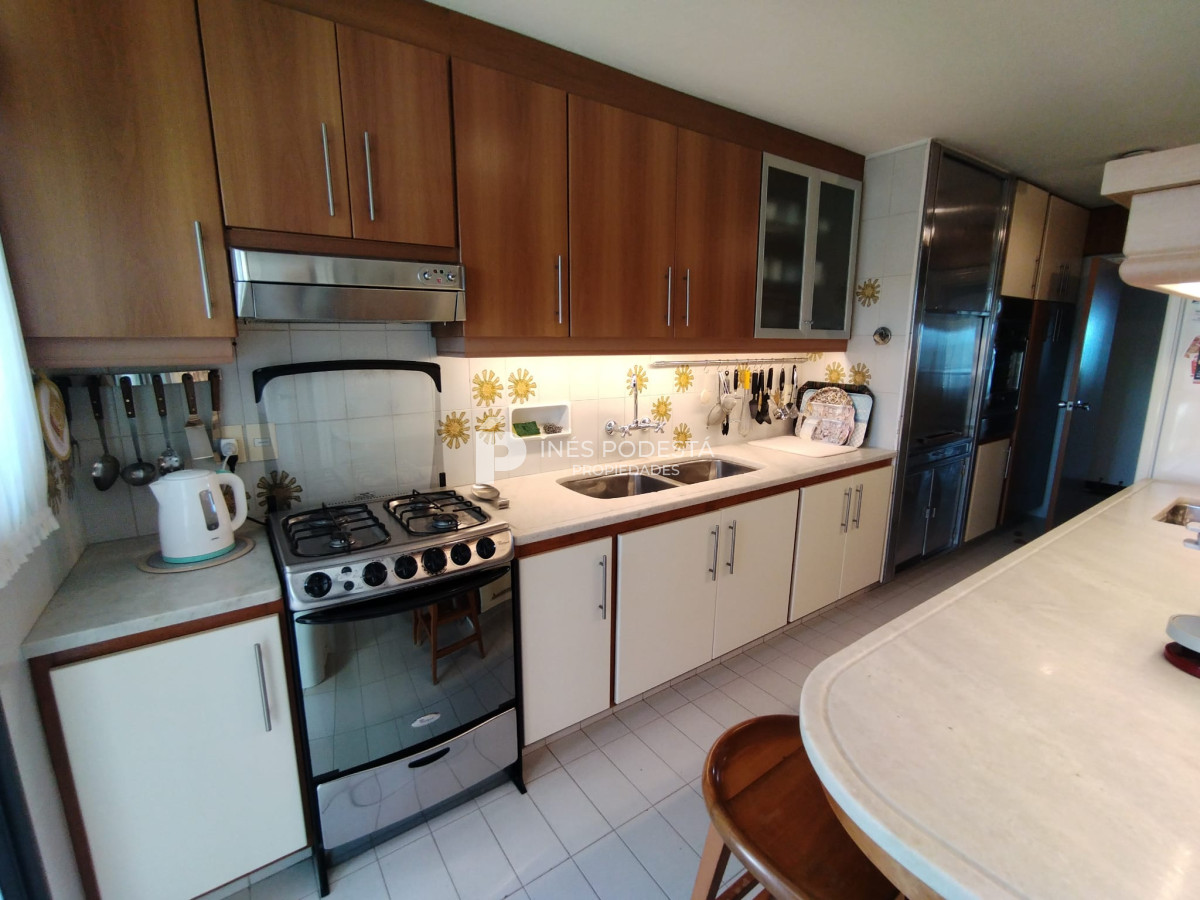 Apartamento ID.39190 - Alquiler de temporada Brava 4 dormitorios + dependencia 