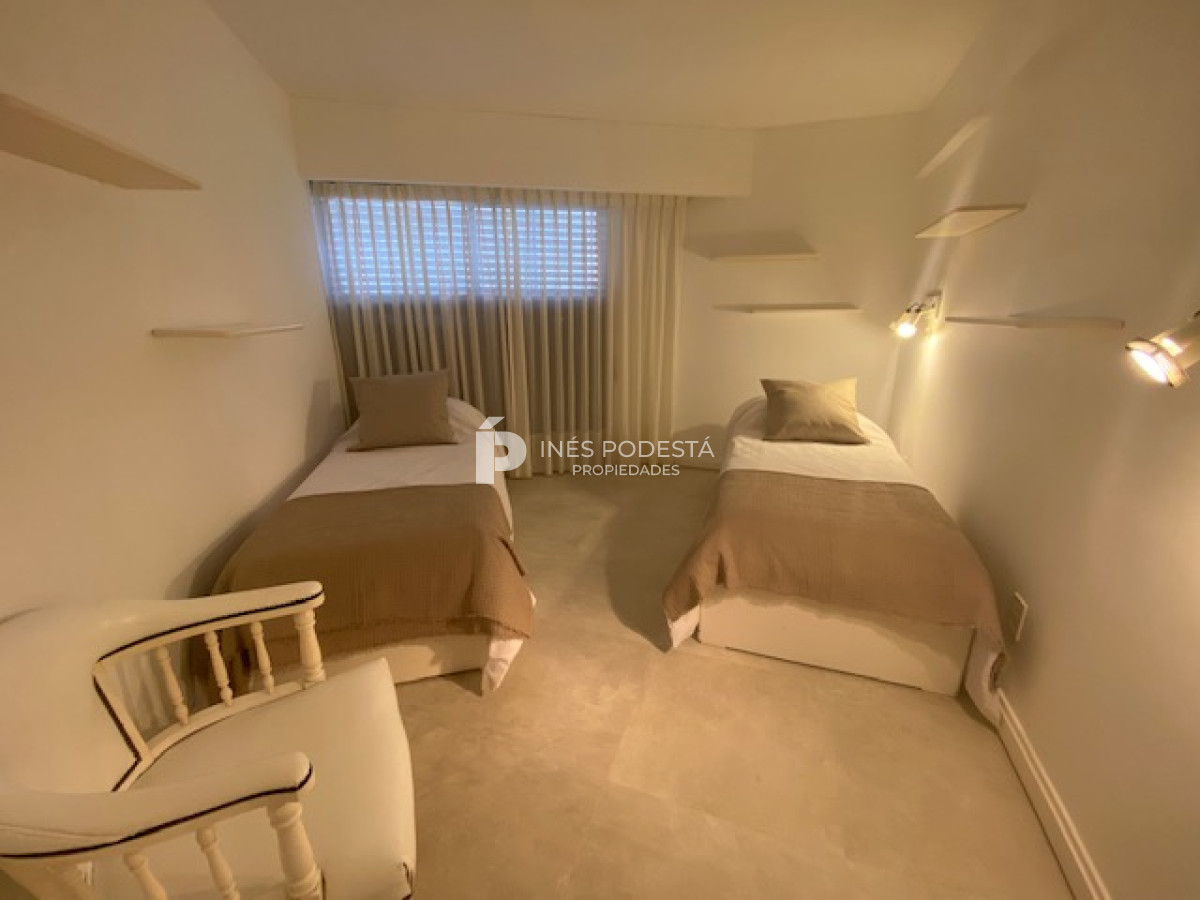 Apartamento ID.2120 - Brava, Punta del Este, 3 suites y dependencia de servicio