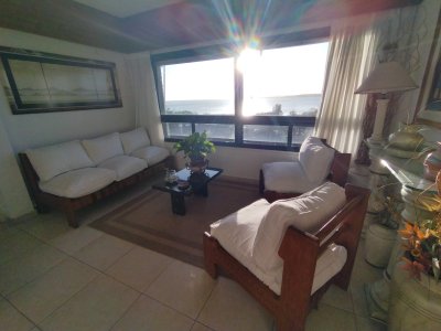 Apartamento en Alquiler, Mansa, Punta del Este, 2 Dormitorios.