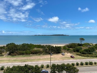 Venta Apartamento en mansa de  2 Dormitorios y 2 baños