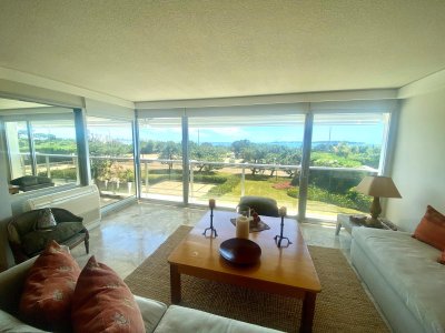 VENTA PUNTA DEL ESTE MANSA 2 DORMITORIOS 