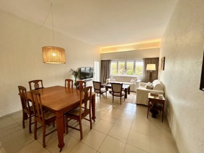 Venta departamento de 3 dormitorios y dependencia de servicio