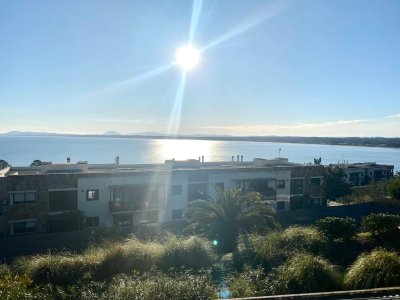 Venta en Quartier de Punta Ballena  2 suites 