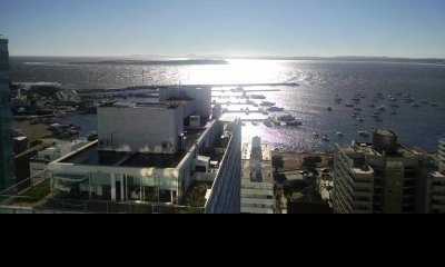Apartamento en Venta y Aqluiler, 2 Dormitorios.