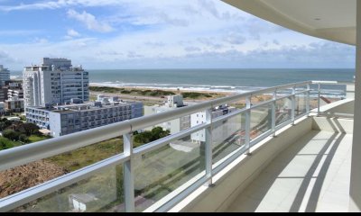 Apartamento en Venta, 3 Dormitorios Brava