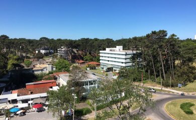 Apartamento en Venta y Aqluiler, Roosevelt, Punta del Este, 2 Dormitorios.