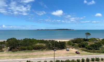 Venta Apartamento en mansa de  2 Dormitorios y 2 baños