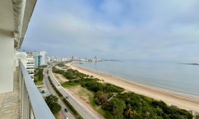 Venta pent house con 3 dormitorios y dependencia de servicio