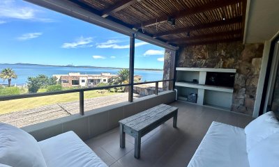 Venta  4 dormitorios y 3 baños
