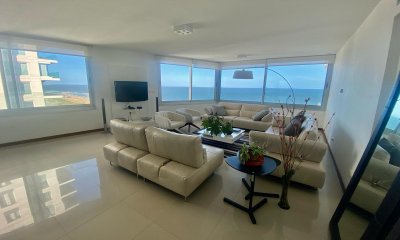 Tiburon III brava 3 suites y dependencia