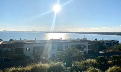 Venta en Quartier de Punta Ballena  2 suites