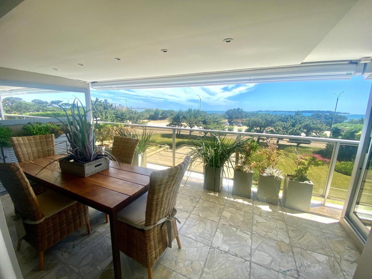 VENTA PUNTA DEL ESTE MANSA 2 DORMITORIOS 