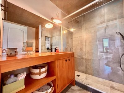 venta en pueblo mio, dos suites mÁs toilette - ipd40180c