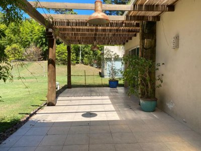 venta y alquiler 4 dormitorios con piscina - ipd2833c