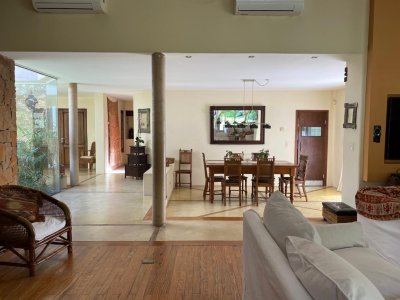 venta y alquiler 4 dormitorios con piscina - ipd2833c