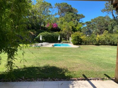 venta y alquiler 4 dormitorios con piscina - ipd2833c