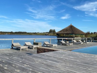 venta en pueblo mio, dos suites mÁs toilette - ipd40180c