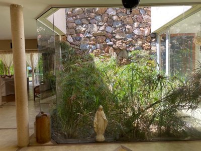 venta y alquiler 4 dormitorios con piscina - ipd2833c