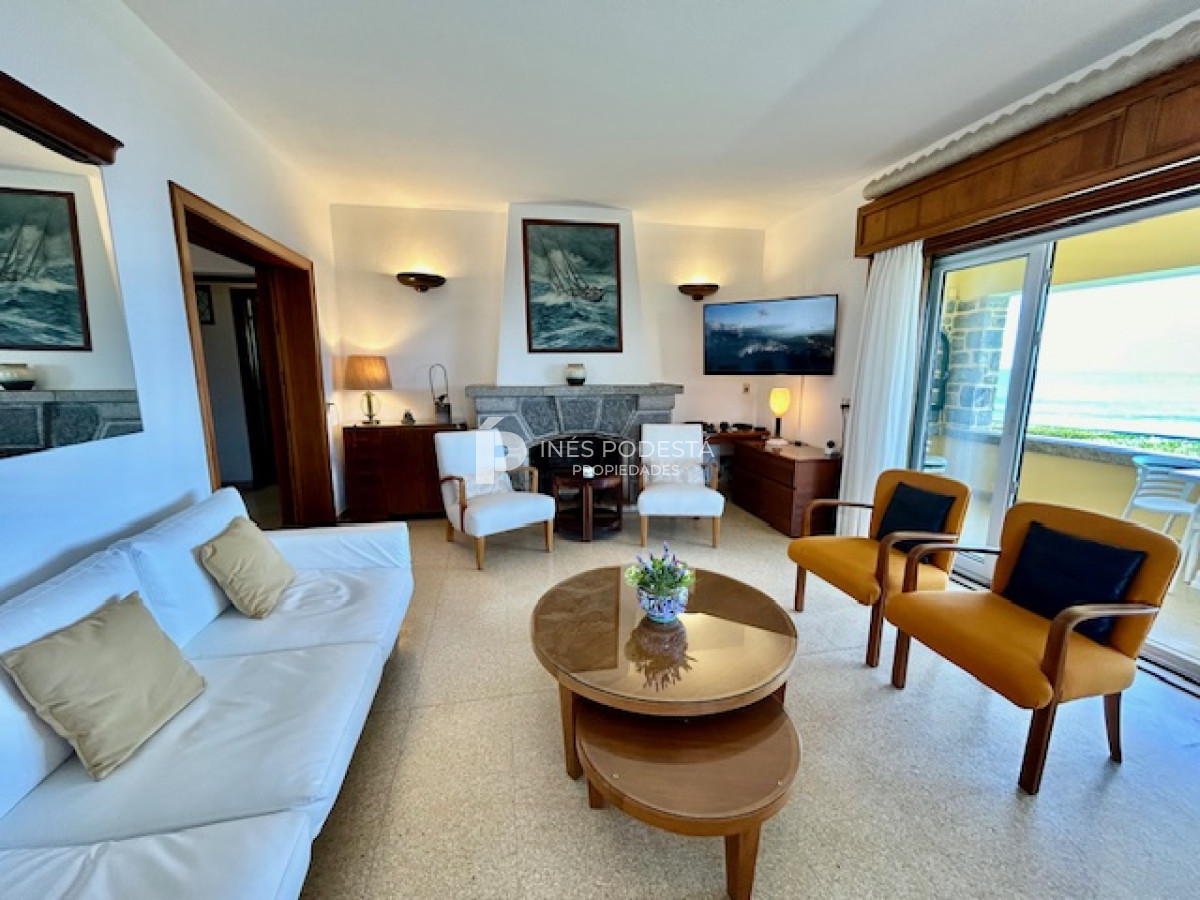 Casa ID.47 - Alquiler en Península, zona faro frente a la mansa con 6 dormitorios y gran vista
