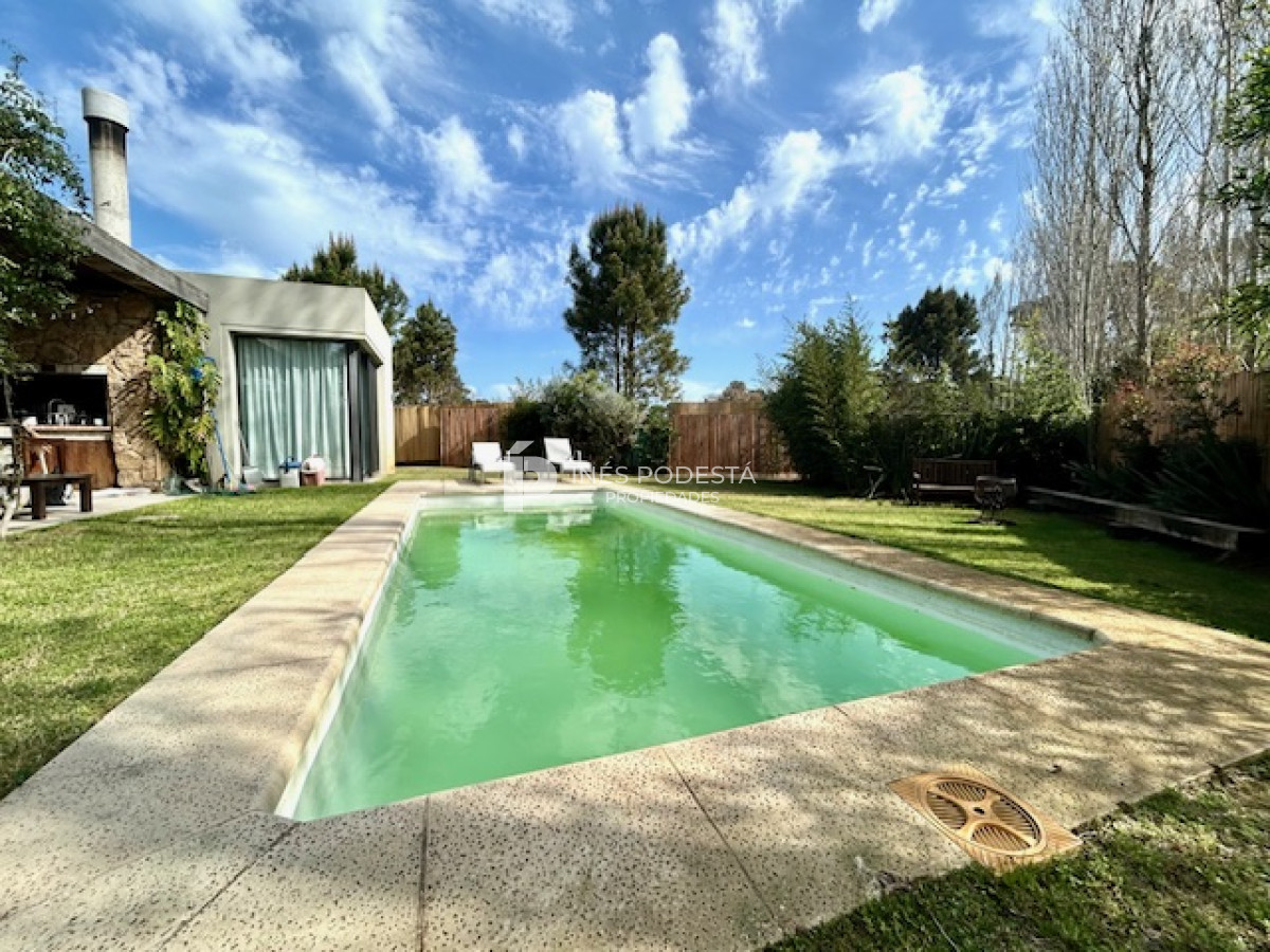Alquiler Casa 3 suites + piscina climatizada