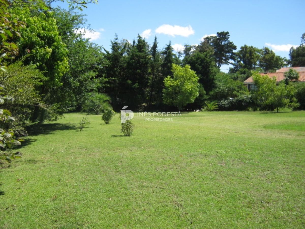 Casa ID.2080 - Mansa a 100 mts mar