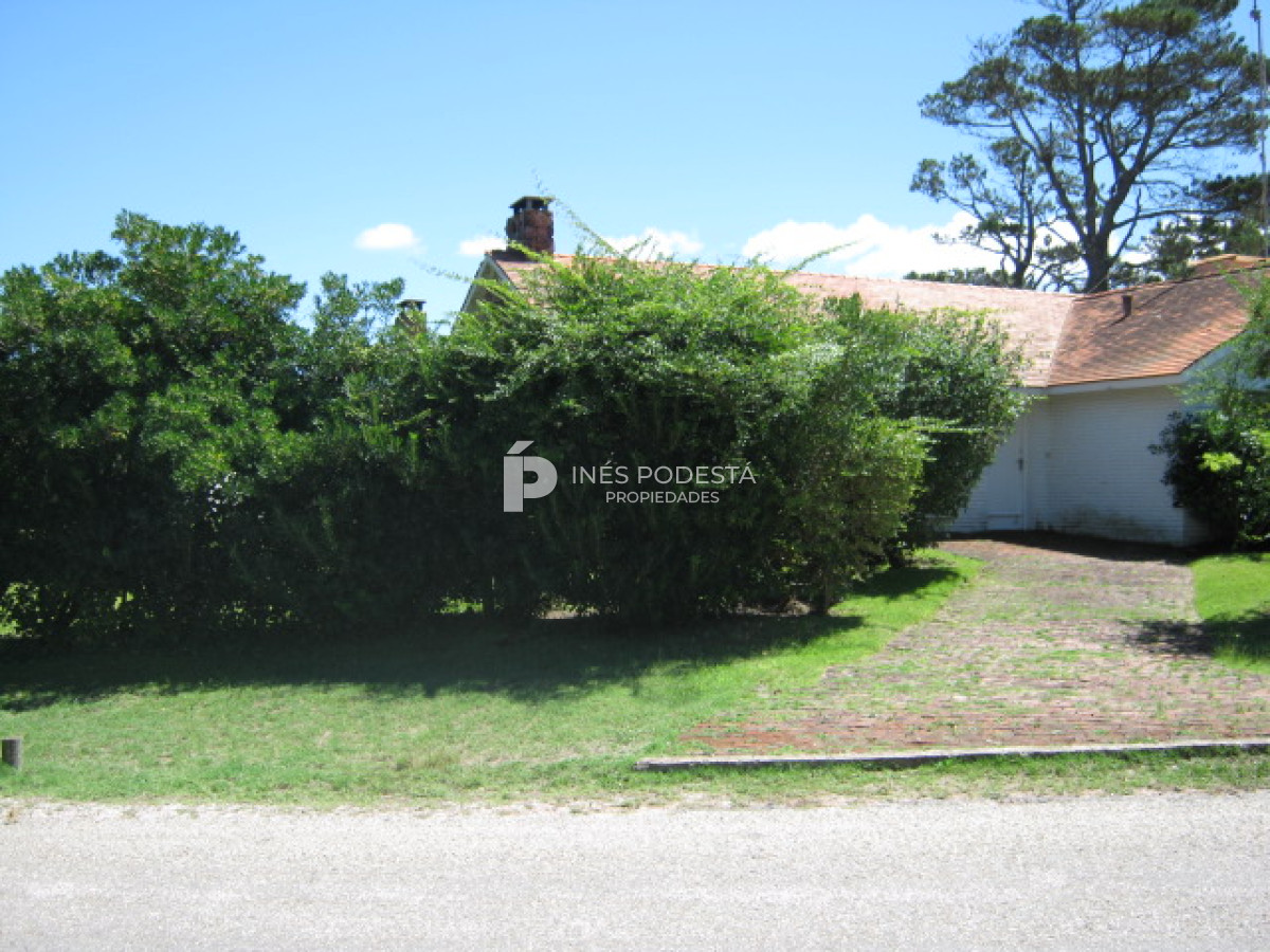 Casa ID.2080 - Mansa a 100 mts mar