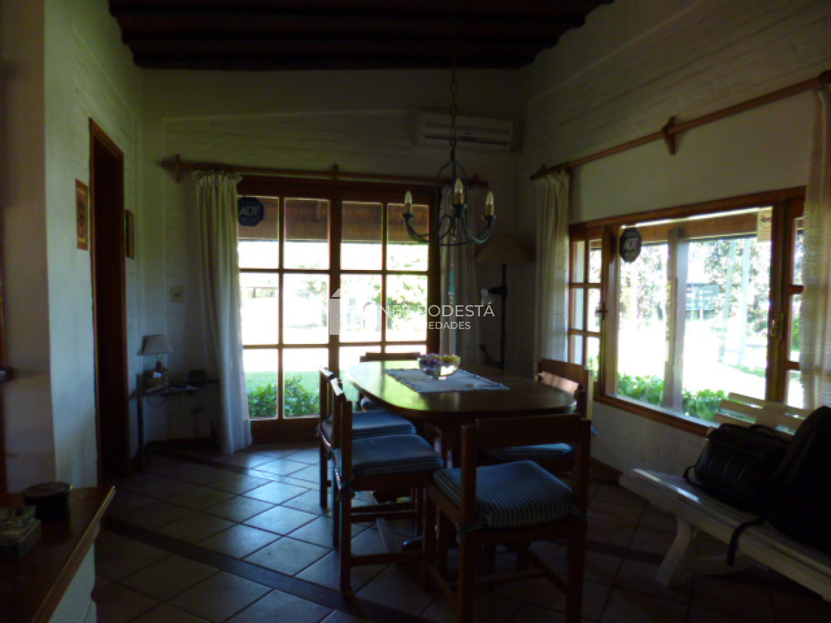 Casa ID.237 - Casa en Punta del Este, Pinares