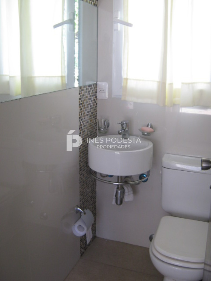 Casa ID.2966 - Mansa, próximo al mar y al Shopping
