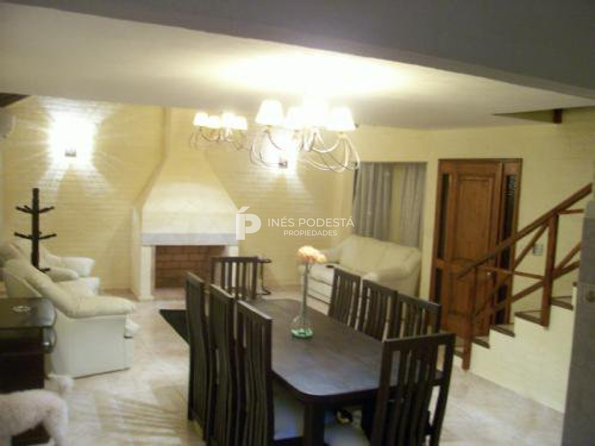 Casa ID.3725 - Casa de 4 dormitorios