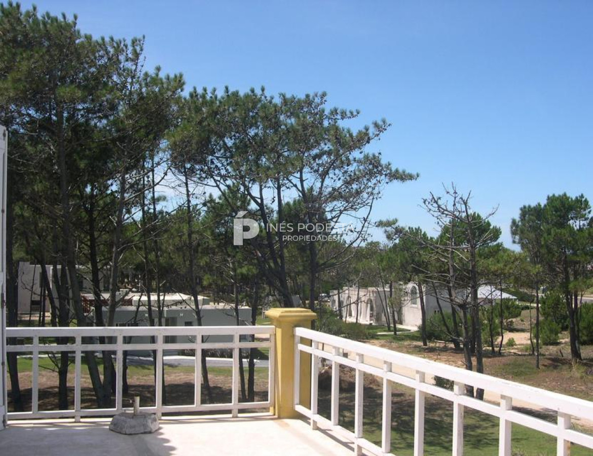 Casa ID.3885 - LAGUNA BLANCA MANANTIALES