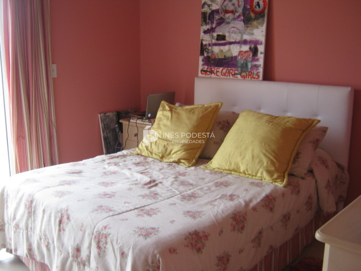 Casa ID.4321 - Rincón del Indio a 200 mts del  mar, 4 dorm y dep. de servicio