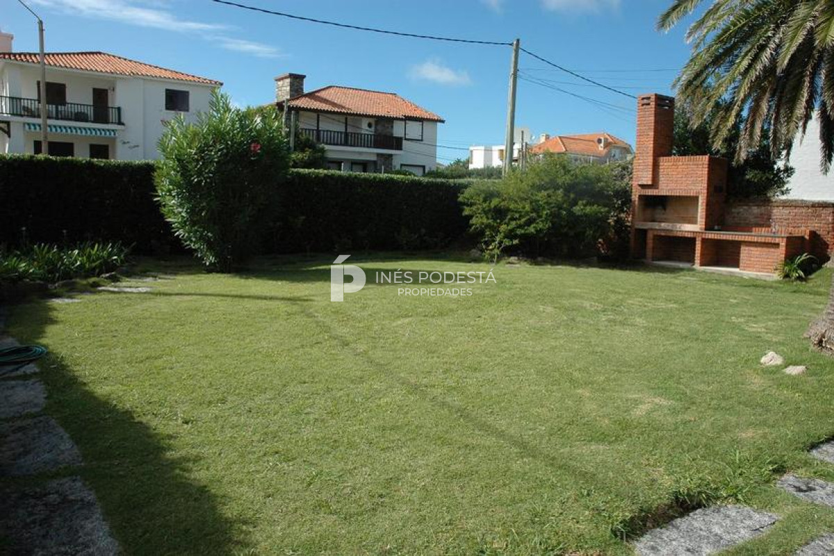 Casa ID.47 - Alquiler en Península, zona faro frente a la mansa con 6 dormitorios y gran vista