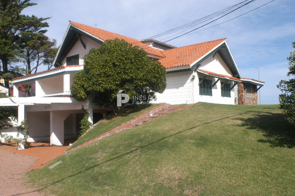 Casa ID.504 - Casa en Punta del Este, Pinares