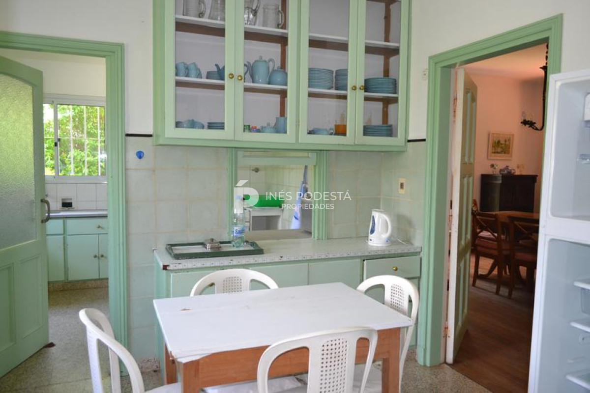 Casa ID.995 - Alquiler casa de 5 dormitorios 