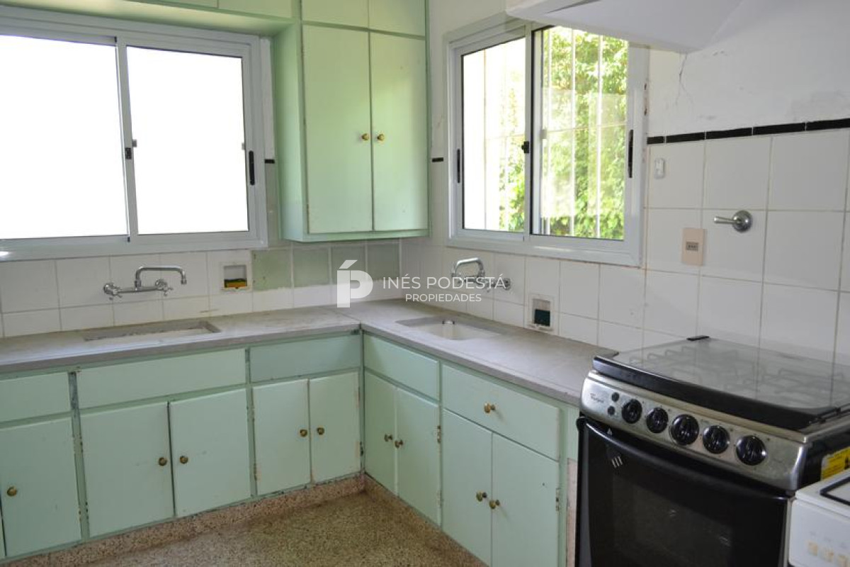 Casa ID.995 - Alquiler casa de 5 dormitorios 