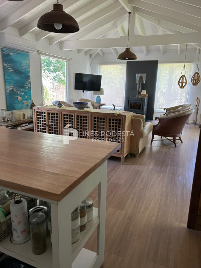 Casa ID.41828 - Alquiler 4 dormitorios y 3 baños